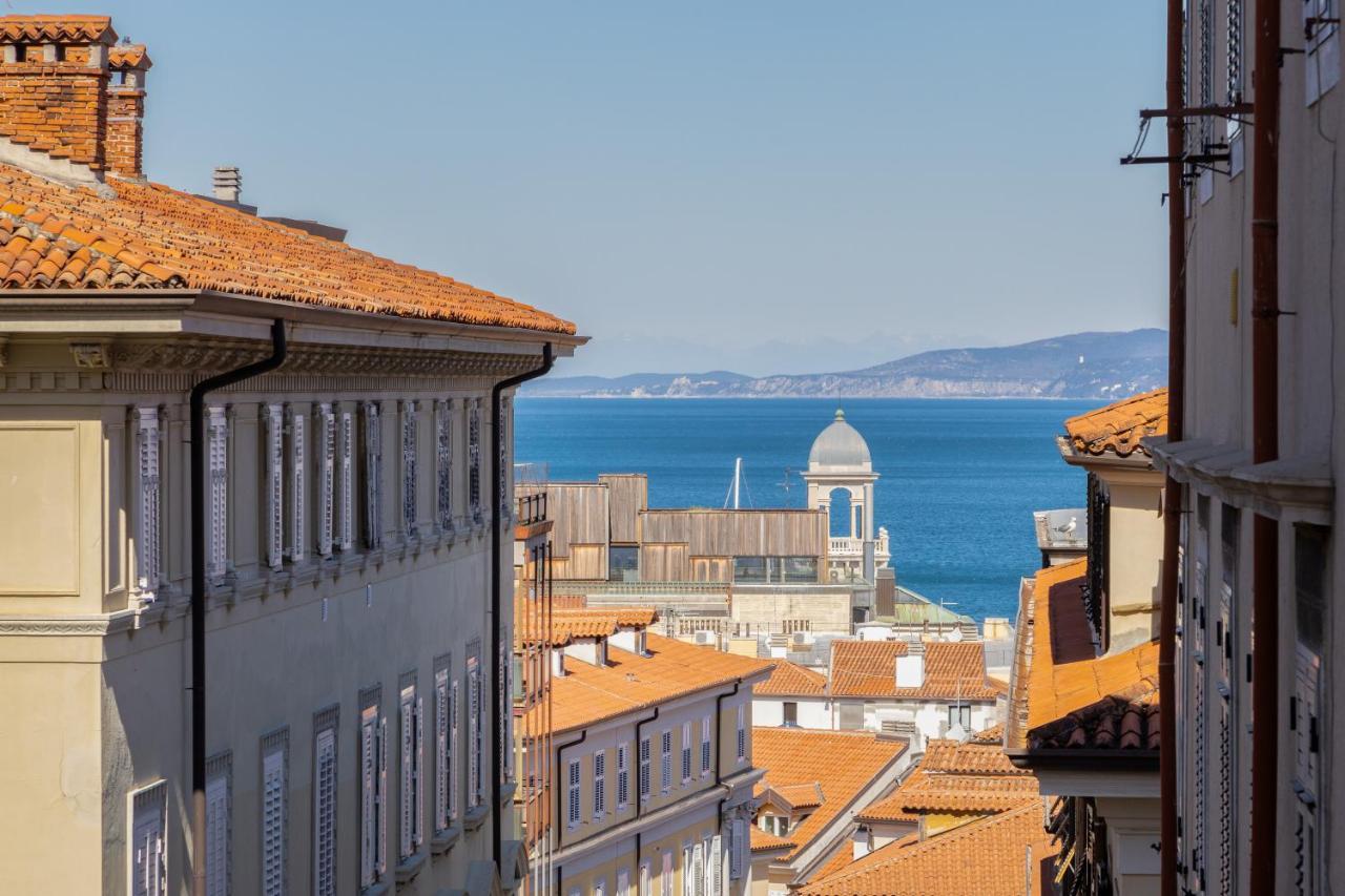 Zola, Charme E Vista Nel Cuore Di Триест Экстерьер фото